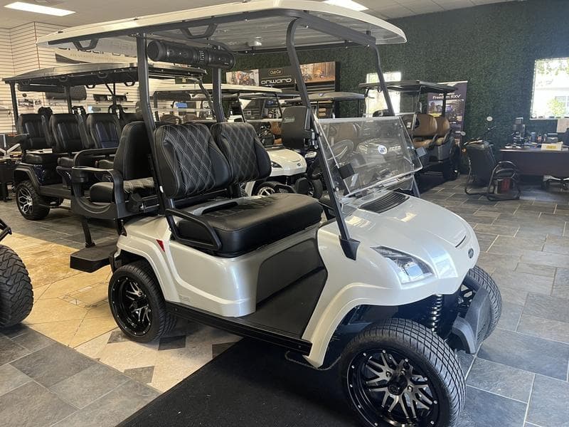 2025 STAR EV Sirius 2+2 LSV — Black Finish — Premium Electric Street Legal PTV Sale